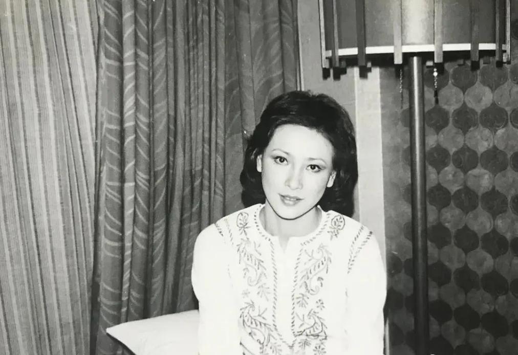 “女侠”变霸总，干出上海滩顶级豪宅，儿子曾吊打王思聪