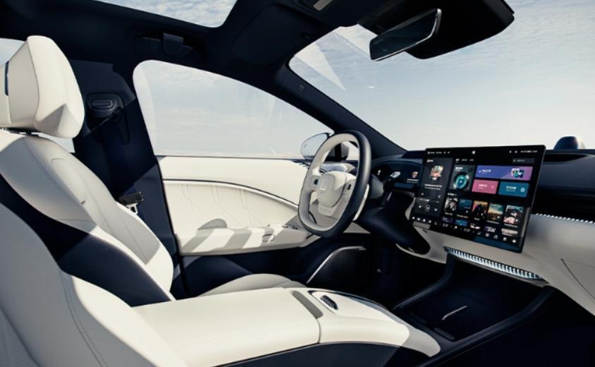 极氪 007 纯电轿车 12 月 27 日上市，明年 1 月开启交付