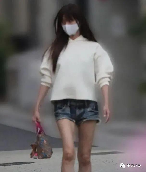 女神劈腿了？谈了这么多年的恋爱还是分了啊！