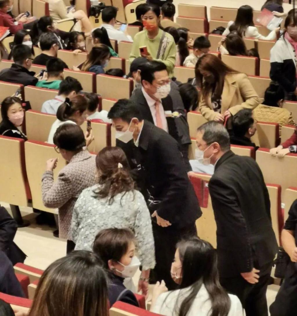 还记得刘德华女儿吗？好有气质呀！