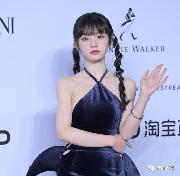 啊,怎么又翻车了?