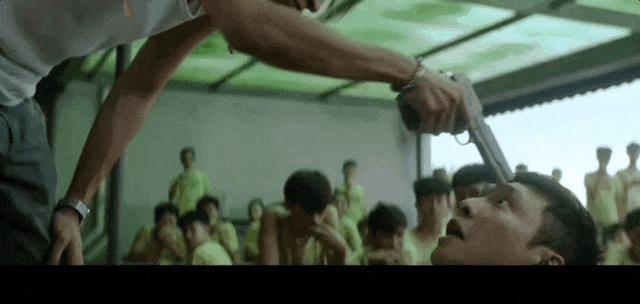 六个爆款搅动2023，情绪价值赢了一整年