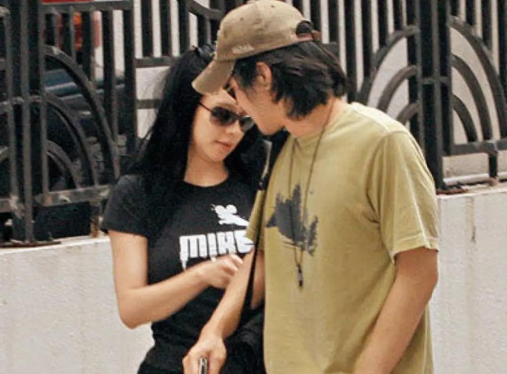徐若瑄被要求净身出户？为生儿子险瘫痪、与王力宏陷丑闻，如今成“豪门弃妇”