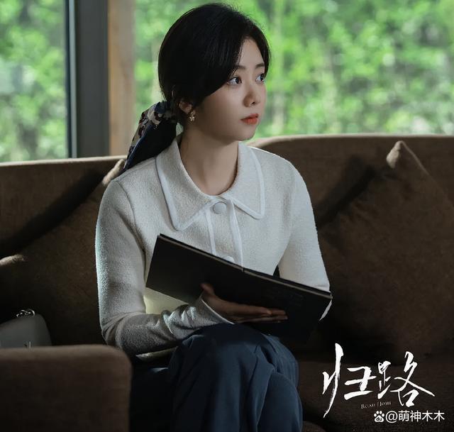 2023年十部扑街差评剧：杨洋“梗王剧”称霸，张译热巴也在其中