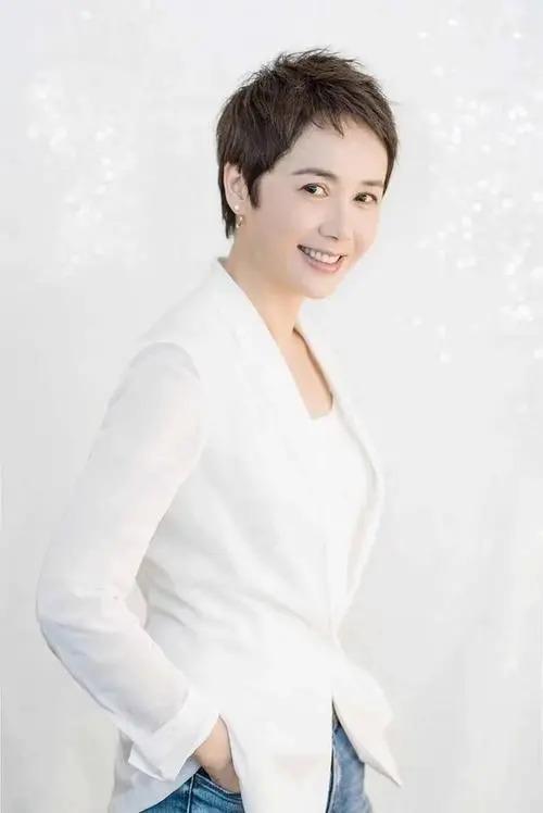 因太漂亮被导演收入囊中的女星！有一位戏没拍完戏就怀孕了