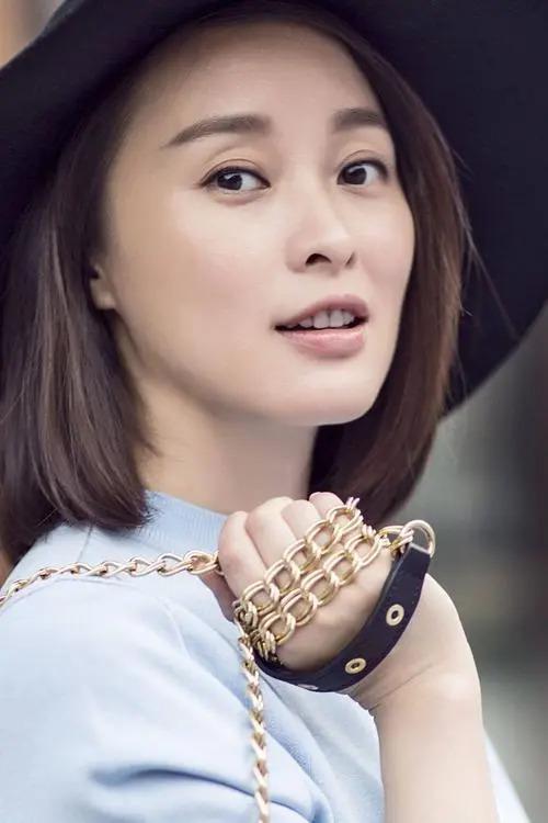因太漂亮被导演收入囊中的女星！有一位戏没拍完戏就怀孕了