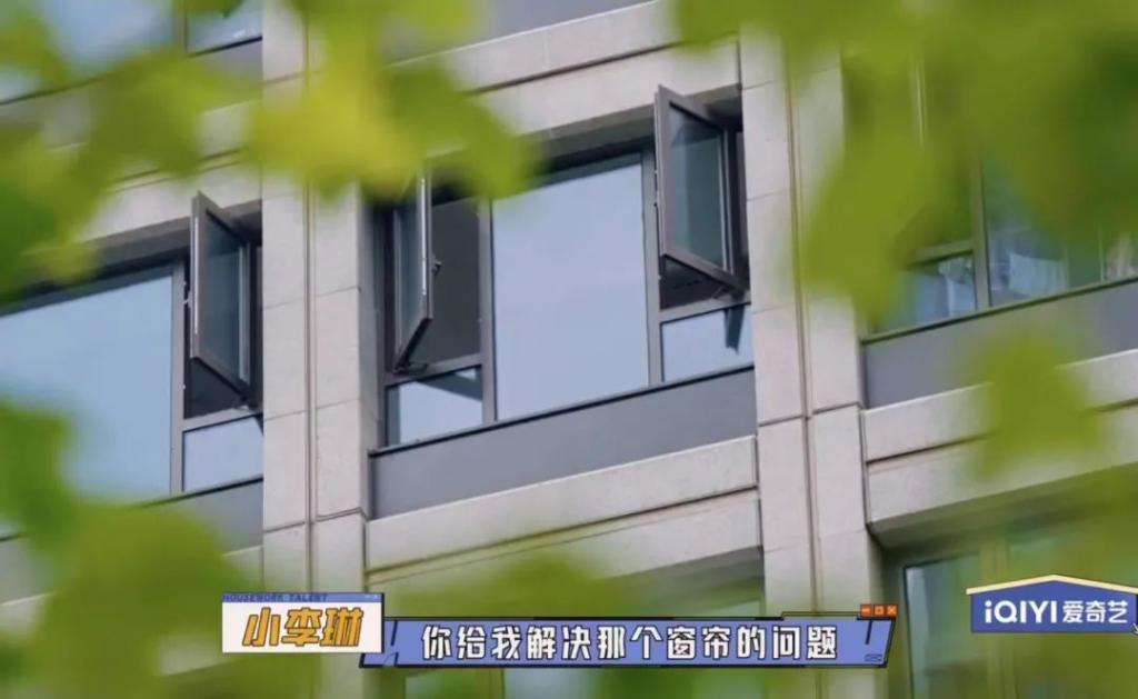 四年没戏拍，全靠吃软饭？