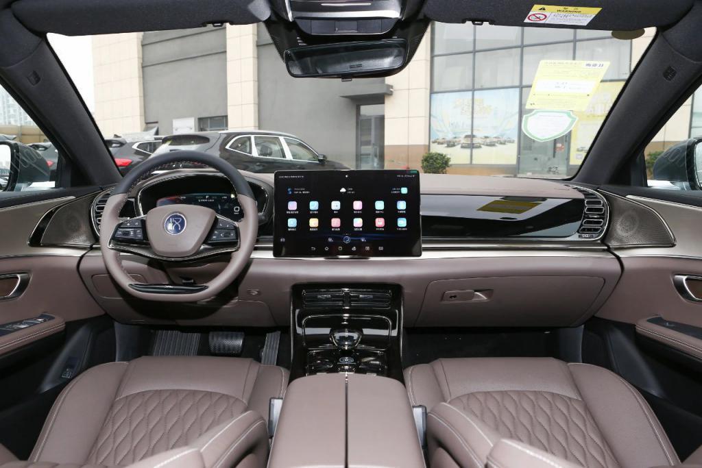 极氪 007 会是比亚迪汉的对手吗？