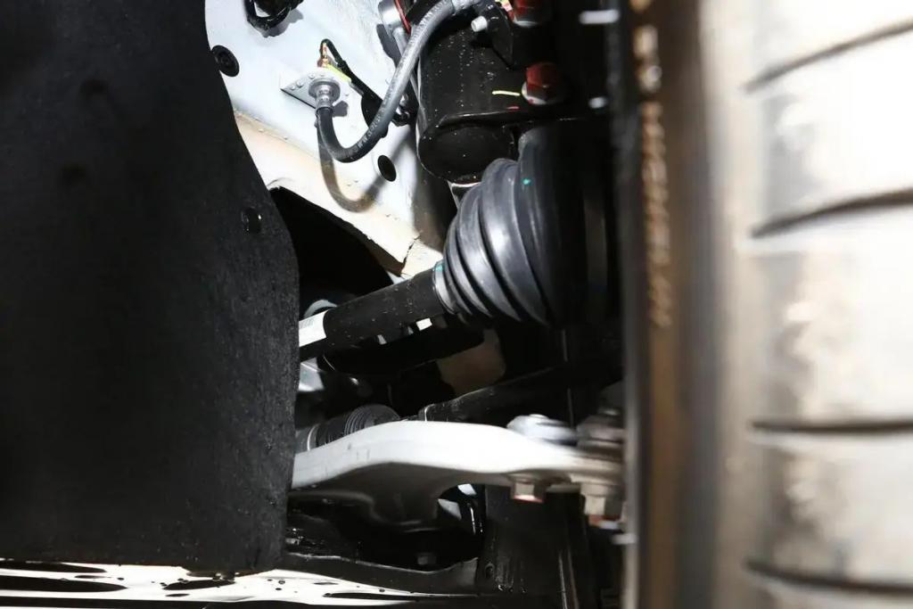 极氪 007 会是比亚迪汉的对手吗？