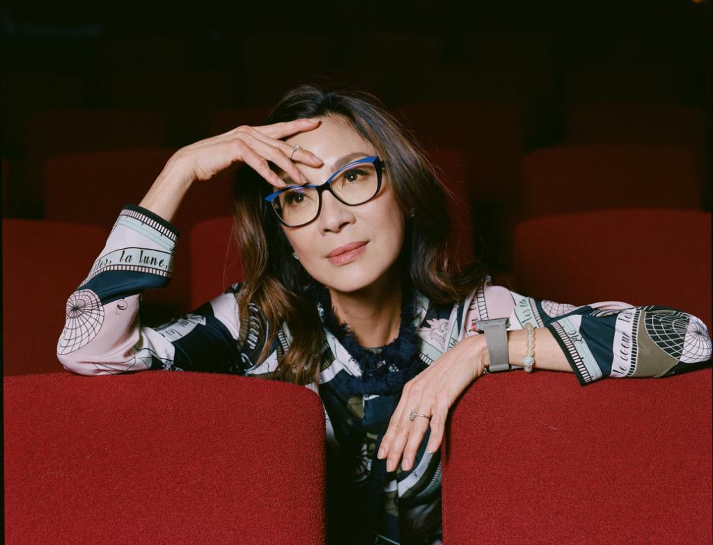 硬刚潜规则,这才是娱乐圈真女王