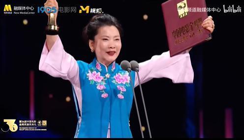 硬刚潜规则,这才是娱乐圈真女王