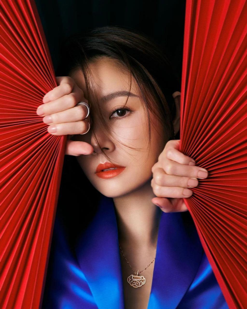 硬刚潜规则,这才是娱乐圈真女王