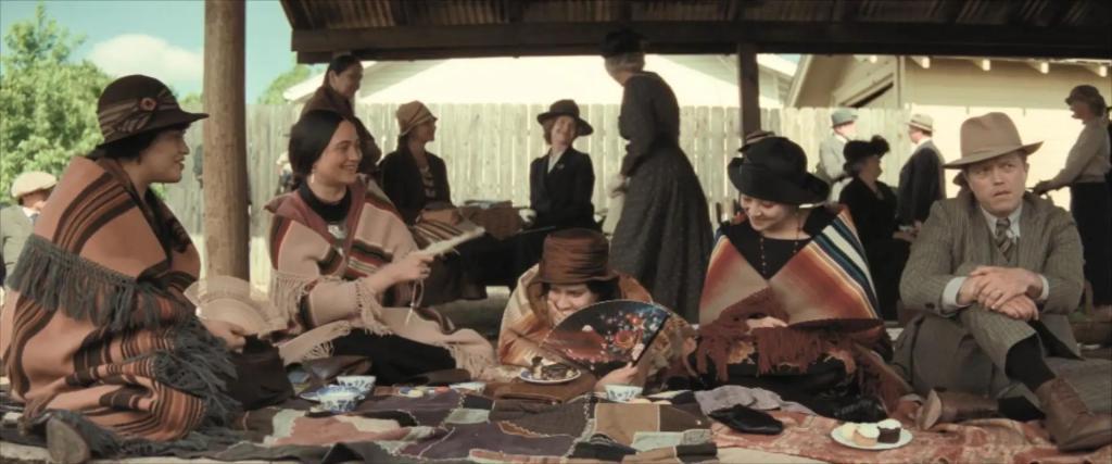 内地撤档后，这片拿下年度第一