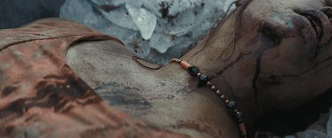 内地撤档后，这片拿下年度第一