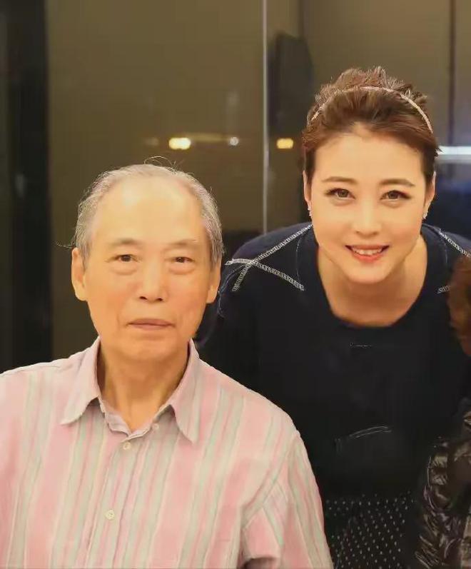 周海媚去世留下4亿资产 3兄妹拒绝继承