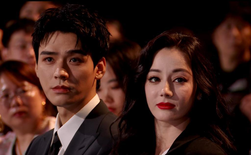 90花怼脸拍！热巴妆厚显老，杨紫状态绝佳，赵露思圆润