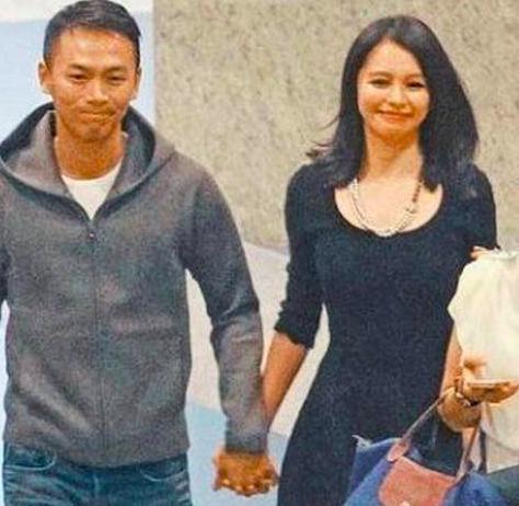 震惊，她居然离婚了！