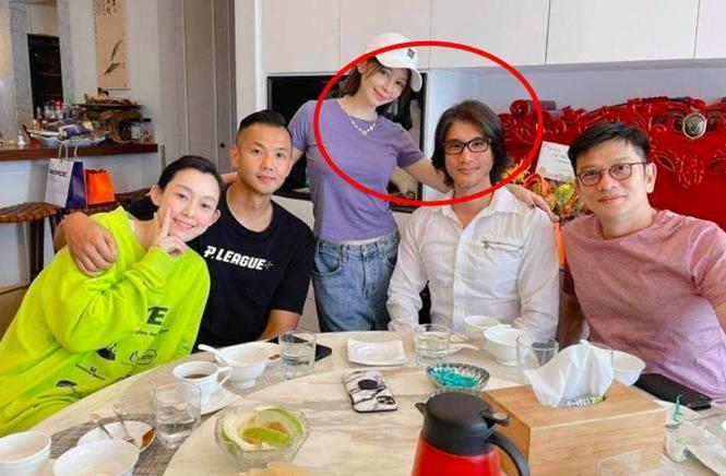 震惊，她居然离婚了！