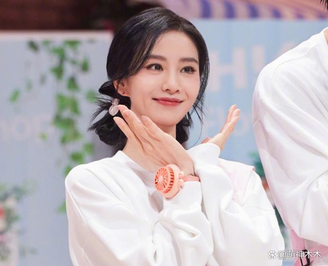 刘诗诗上综艺被吐槽无聊又端着，玩游戏不懂规则