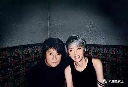 她那么美，却又那么惨