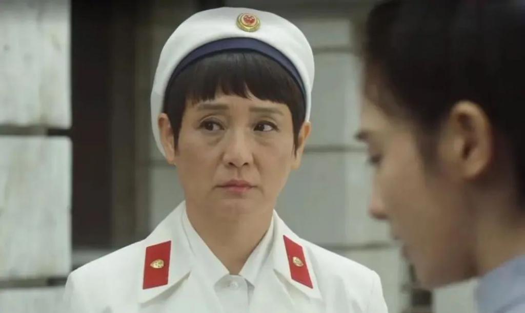 女局长竟然搞“精致卷发”？《画眉》老戏骨孔琳发型，笑掉大牙