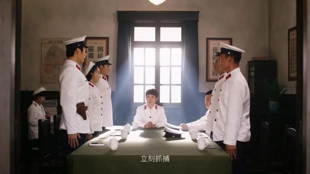 女局长竟然搞“精致卷发”？《画眉》老戏骨孔琳发型，笑掉大牙