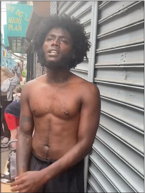 美国“僵尸城”成网红打卡点?瘾君子街头痛苦挣扎状如僵尸,诡异姿态全网疯传!