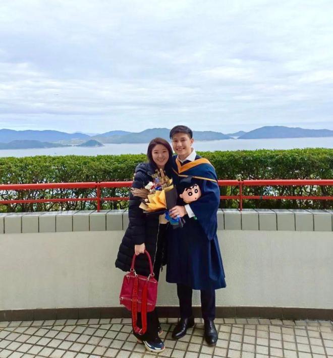 还记得欢喜哥许绍雄吗？嫁女现场堪比TVB台庆