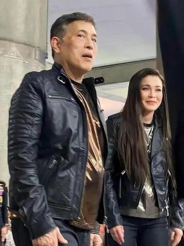 泰王废后宫专宠王后，浪子回头变亲民，因儿子回国“抢王位”？