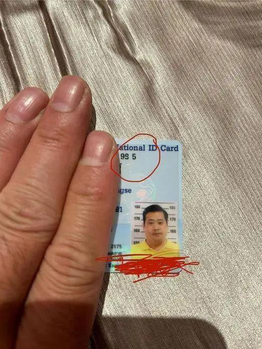 泰王废后宫专宠王后，浪子回头变亲民，因儿子回国“抢王位”？