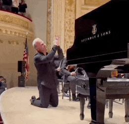 7岁考取钢琴8级！手速快出残影了