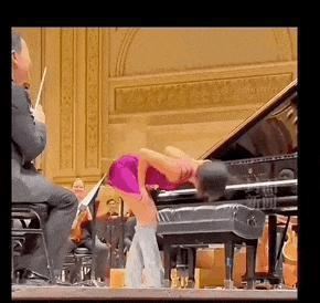 7岁考取钢琴8级！手速快出残影了