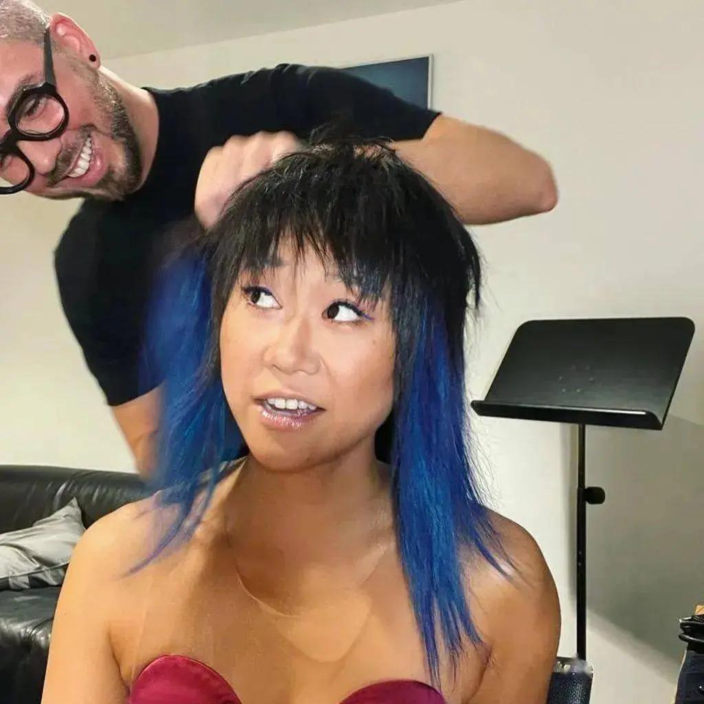 7岁考取钢琴8级！手速快出残影了