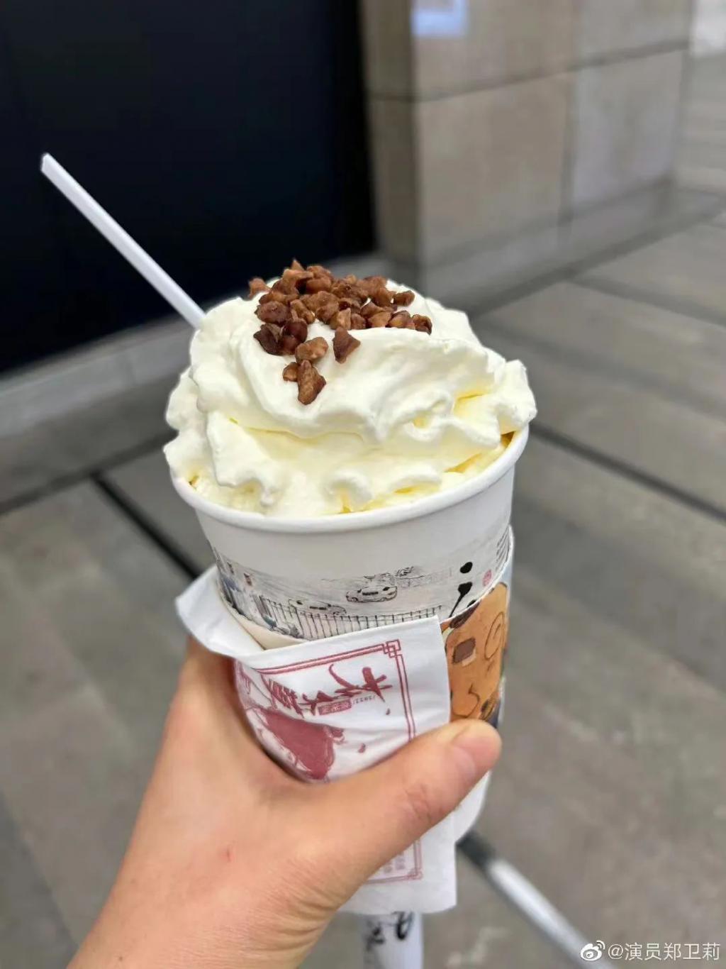 她是杜淳继母，婚后被老公宠成宝，和继子亲如朋友