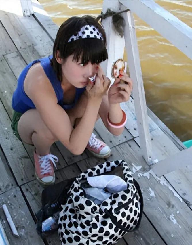 裸模张筱雨年轻时拍写真火爆超刘亦菲，现将近40岁仍单身