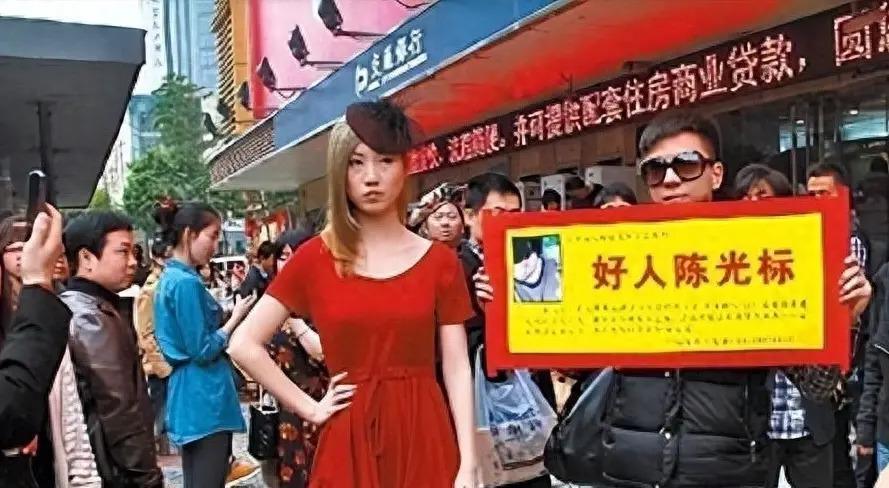 裸模张筱雨年轻时拍写真火爆超刘亦菲，现将近40岁仍单身