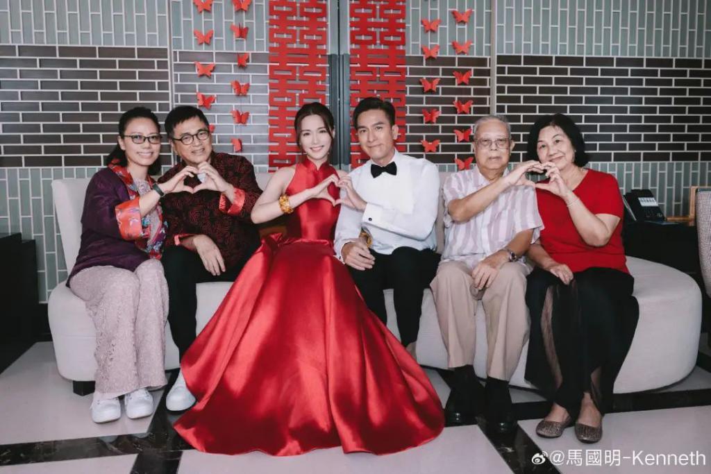 马国明妻子汤洛雯腰线显粗疑怀孕，婚礼排场完胜前任