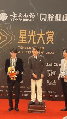 用力过猛的也太多了吧？