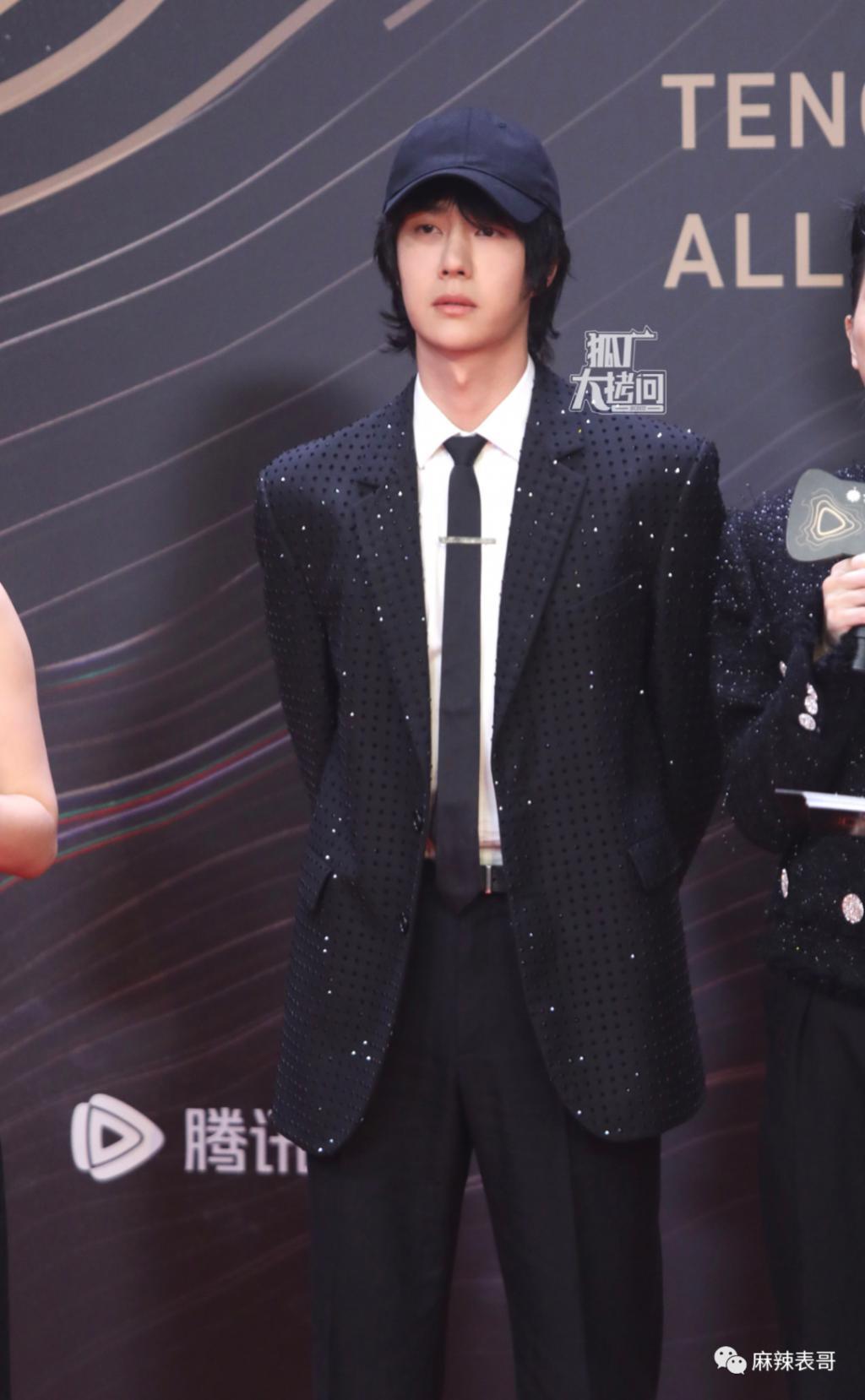 用力过猛的也太多了吧？