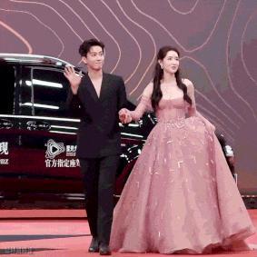 用力过猛的也太多了吧？