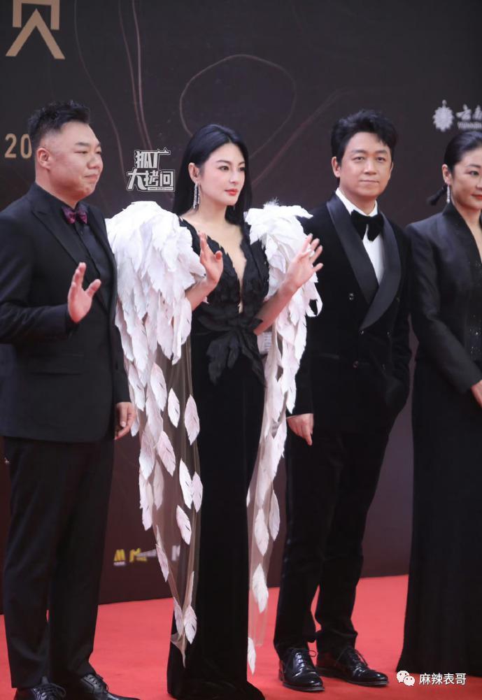 用力过猛的也太多了吧？