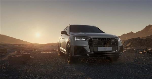 最低调的性能SUV!全新奥迪SQ7开启交付:搭载4.0T V8双涡轮增压发动机