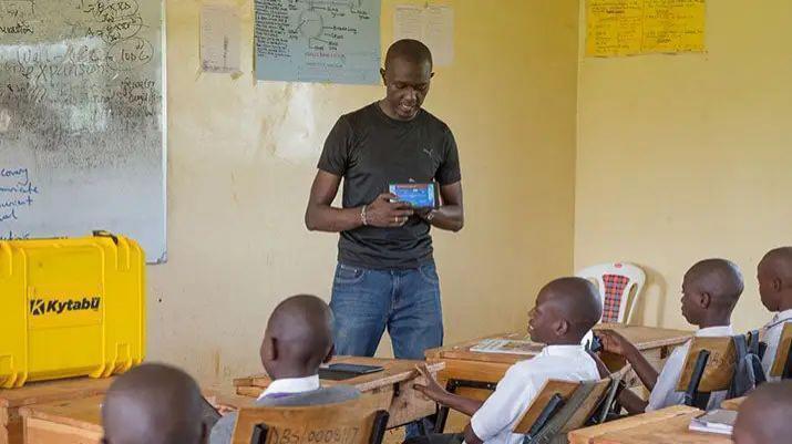 比尔·盖茨年度展望：未来之路将在2024年迎来转折点