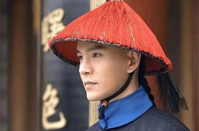 恭喜！母子恋官宣结婚，男方承认吃软饭好幸福！