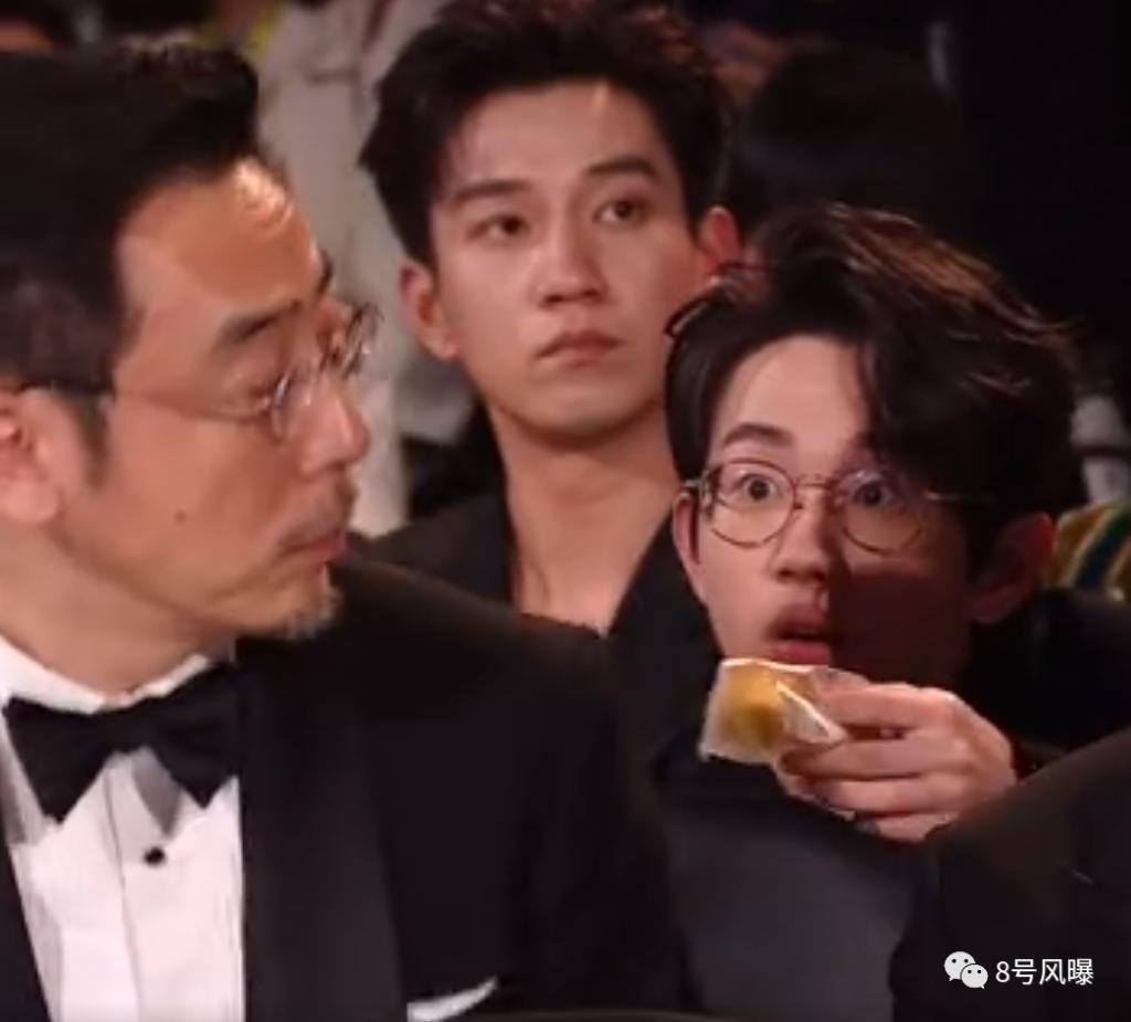 撞衫、炒CP、打瞌睡—明星修罗场真精彩！