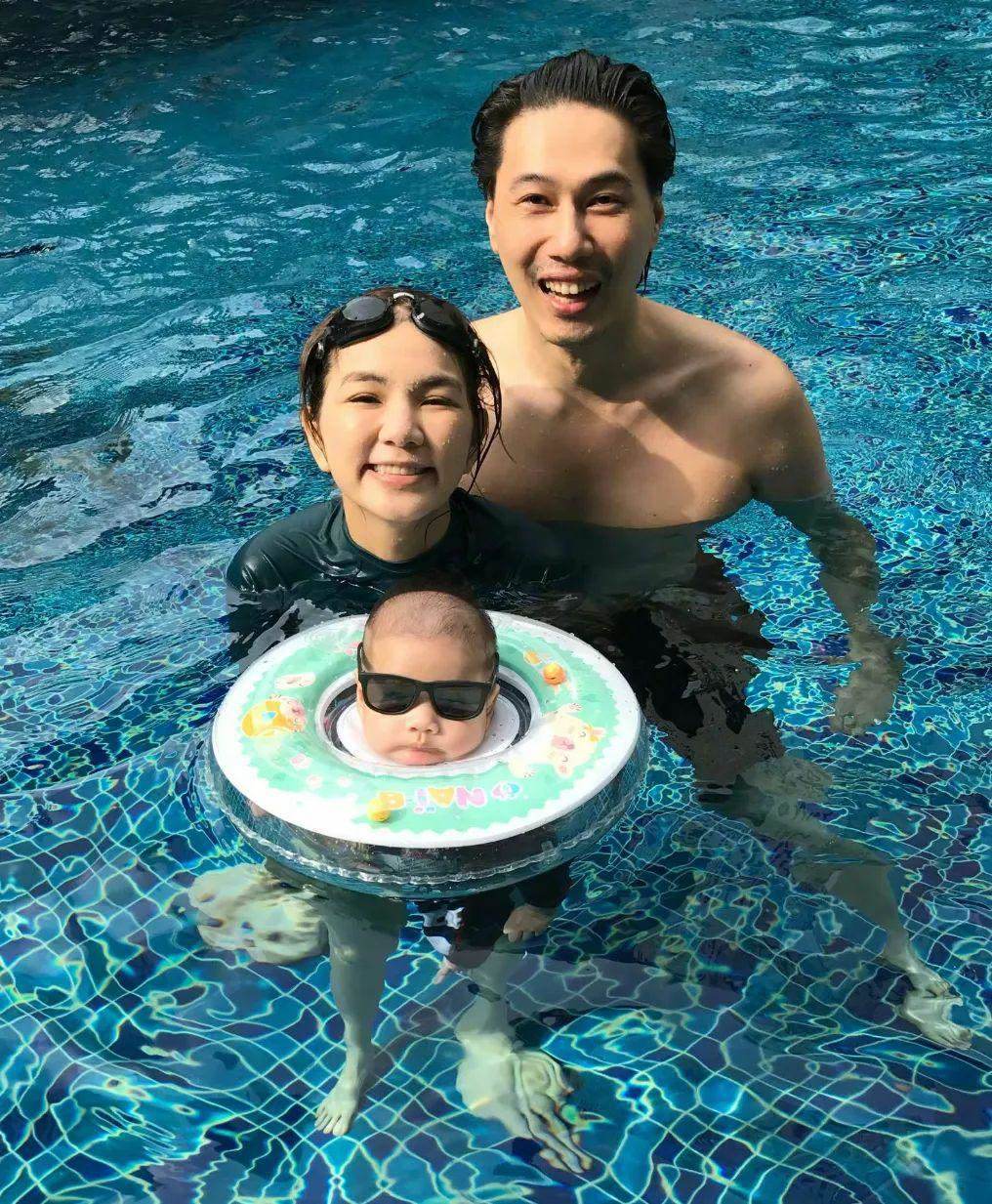 还记得Ella的儿子吗？小孩哥原来是个搞笑男？