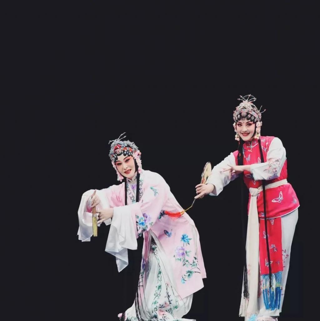 洗白她，这次是众望所归