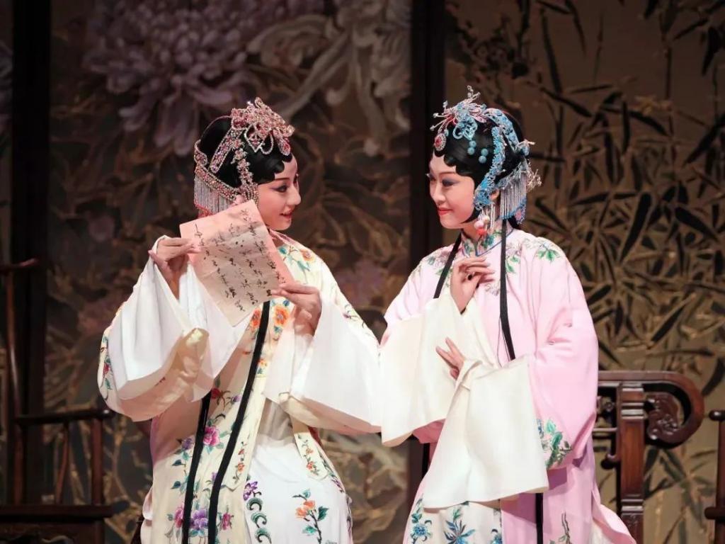 洗白她，这次是众望所归