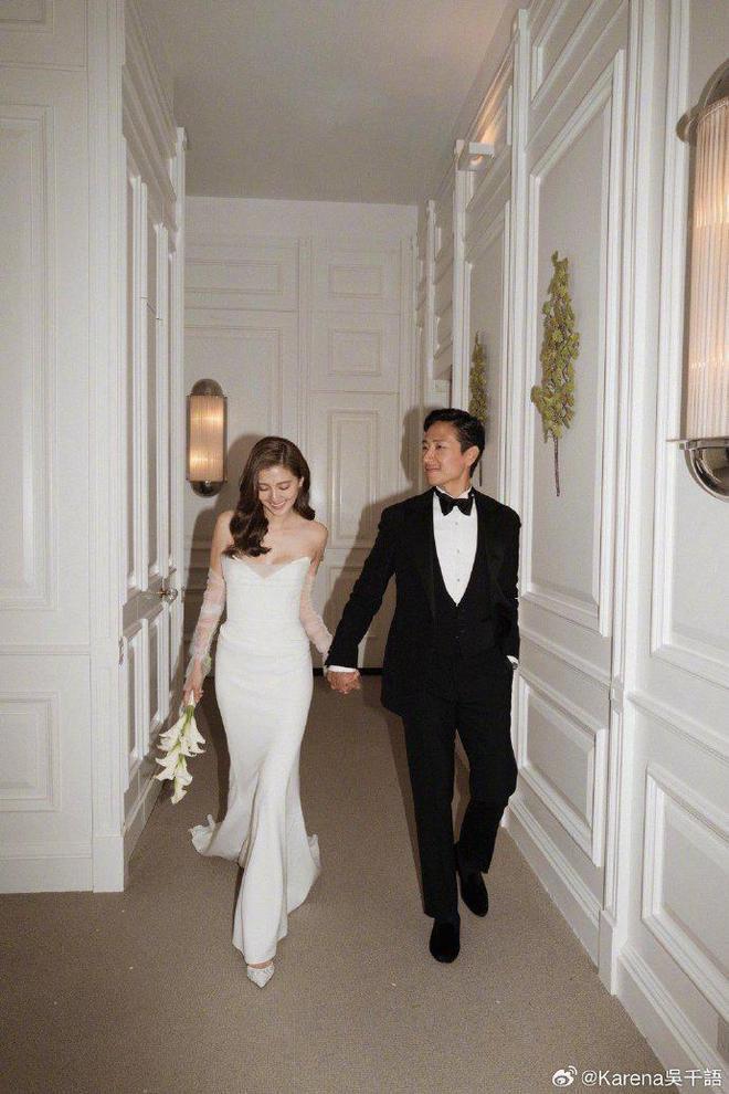 吴千语晒照官宣结婚 与老公甜蜜拥吻