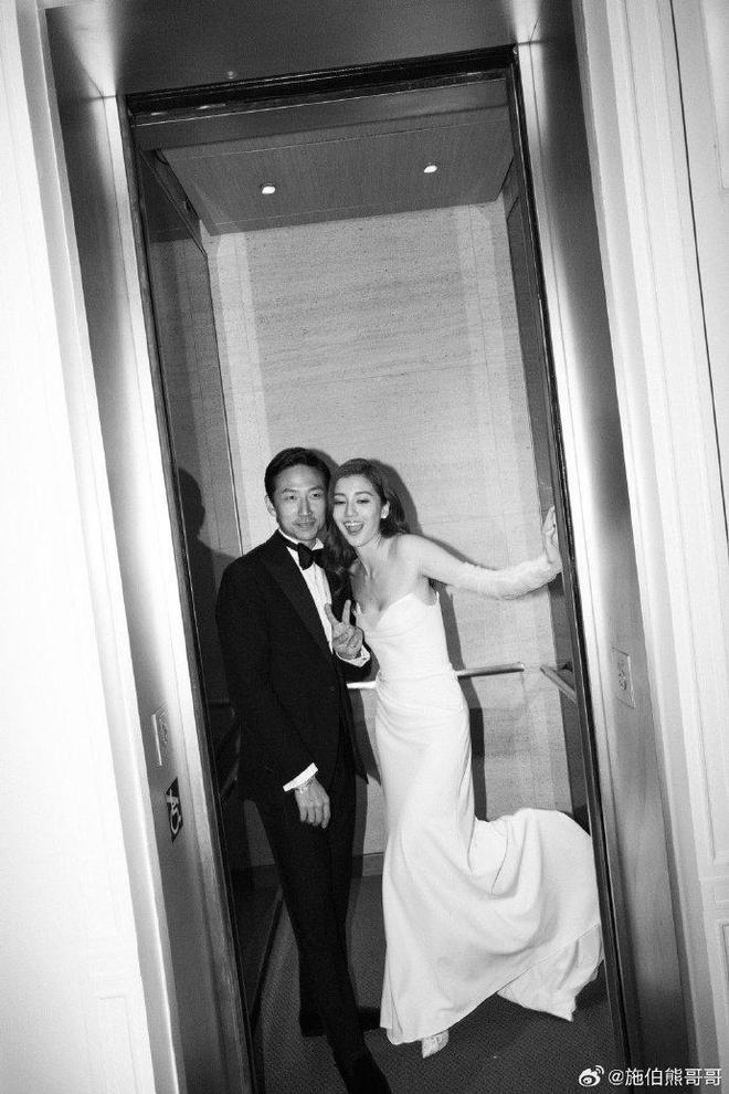 吴千语晒照官宣结婚 与老公甜蜜拥吻